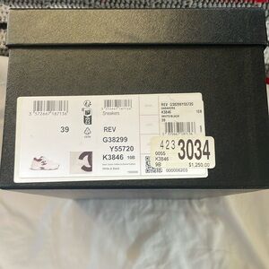 Chanel Sneakers K3846